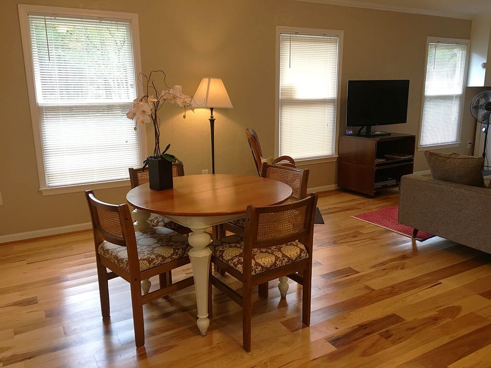 Dining Area - Workspace