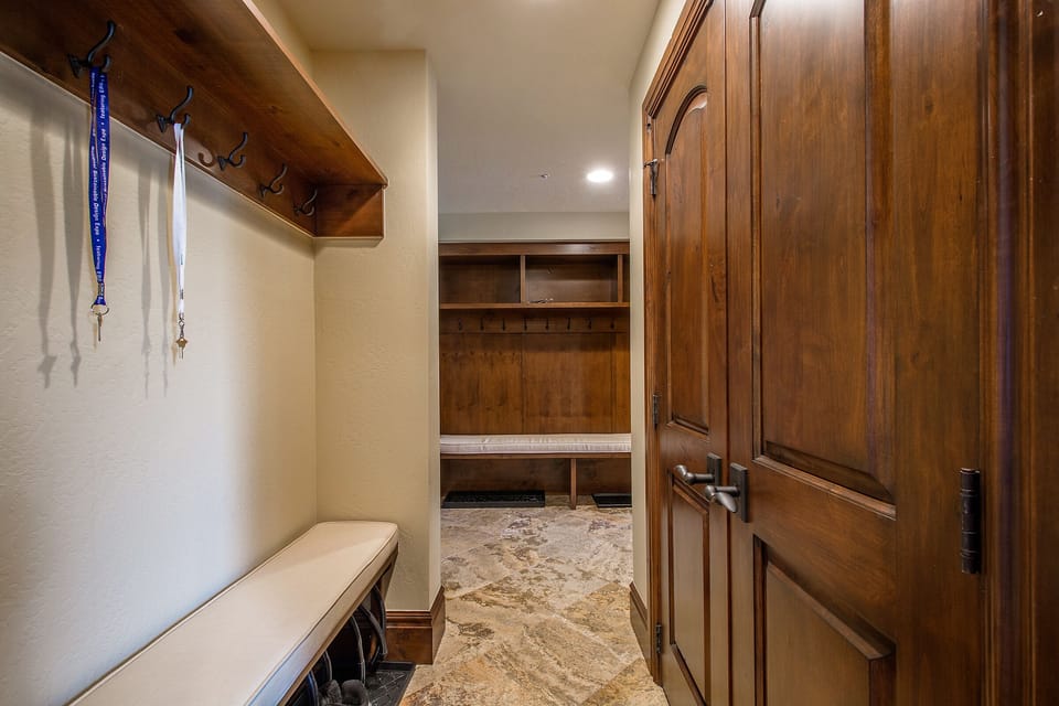 Mud room, heated floors, boot dryers