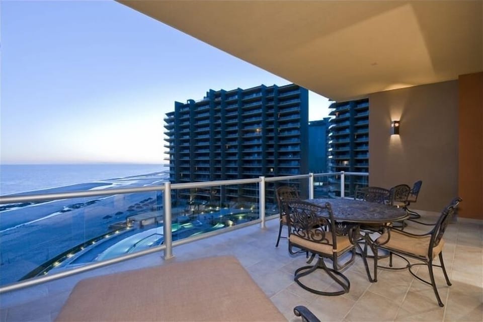 Ocean Front, Closest Building to Beach and all Tranquil Ocean Sounds