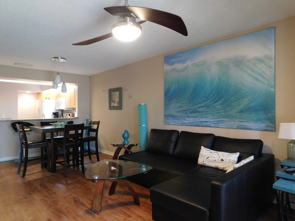 Living/dining area and kitchen