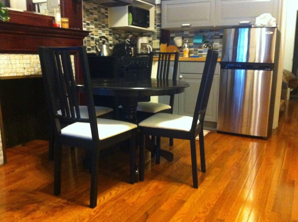 hardwood floor, dining table