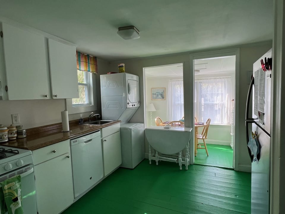 Kitchen (2022)