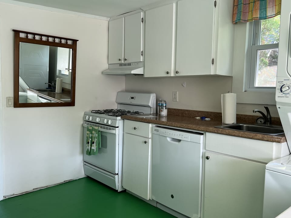 Kitchen (2022)