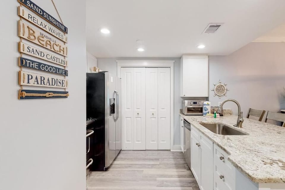 Fully stocked kitchen