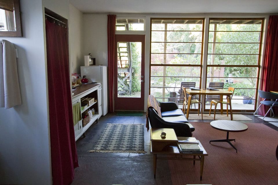 natural light all day, even efficient heating and a/c