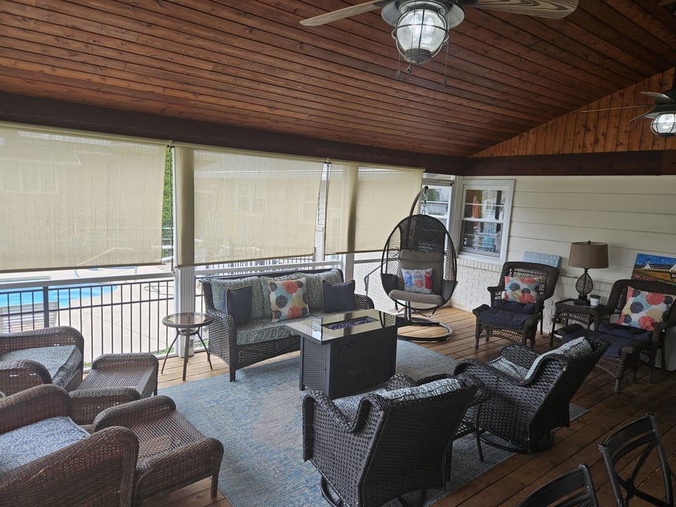 Screened porch
