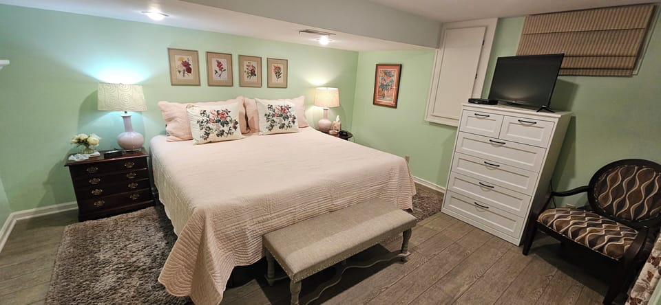 3rd bedroom. 2nd view