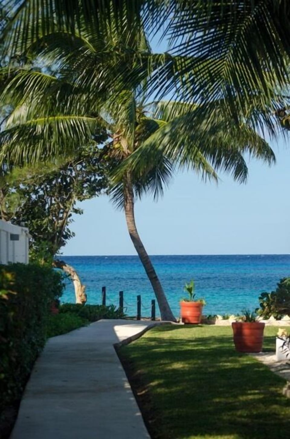 walkway to beach