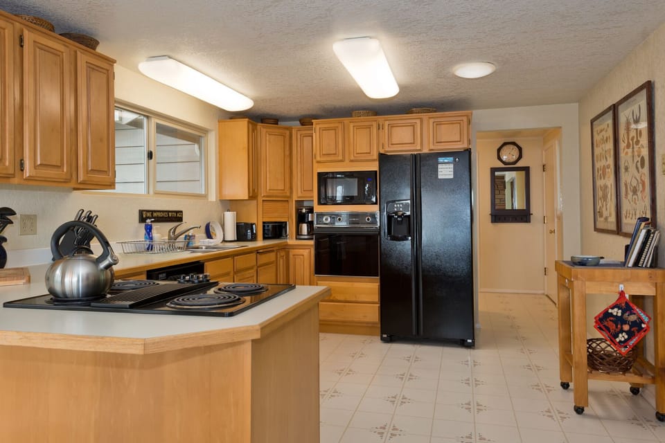 Pleasant kitchen space