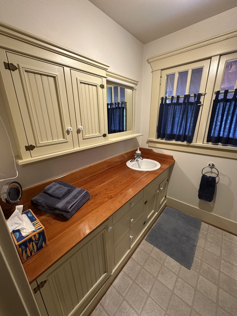 Upstairs Bathroom