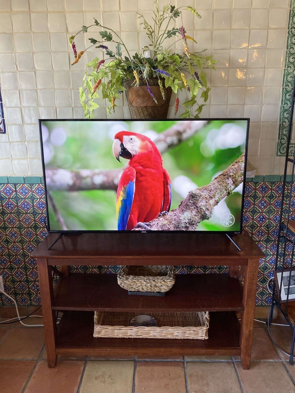 50 Inches smart TV - new August 2020