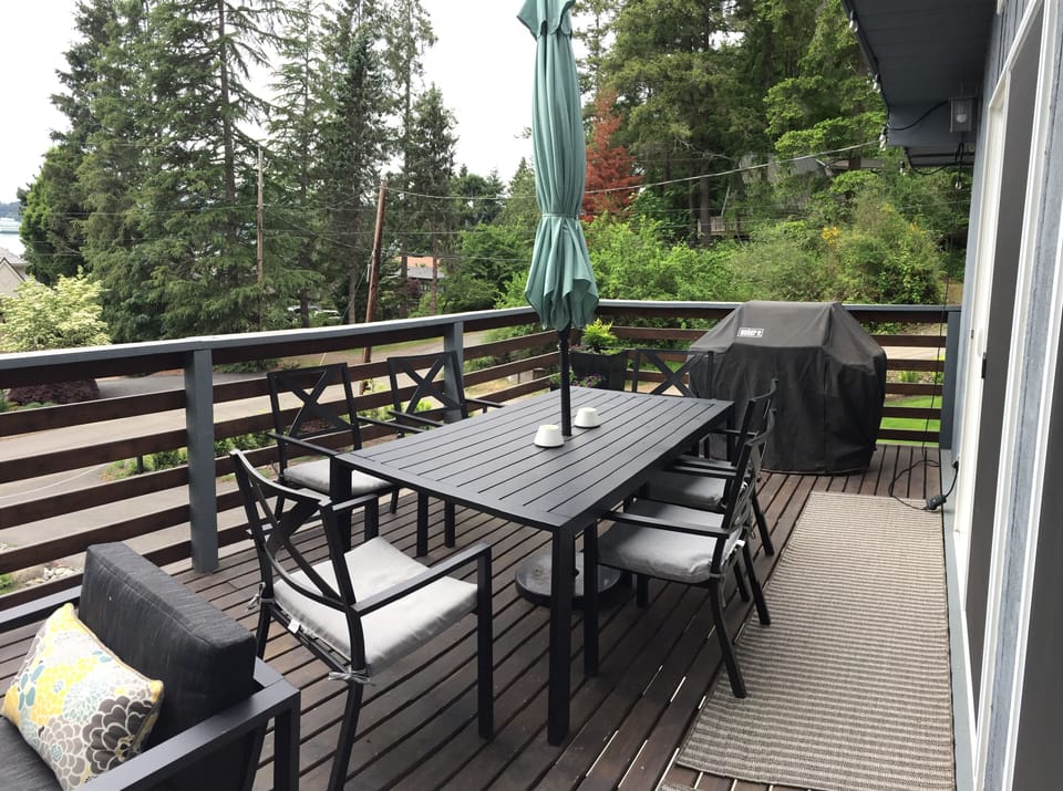 Front porch dining set and bbq
