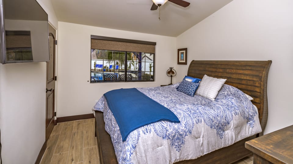 Queen bedroom