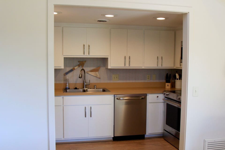 Fully equipped kitchen....