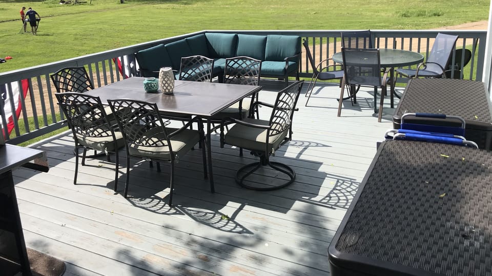 Outdoor living space 