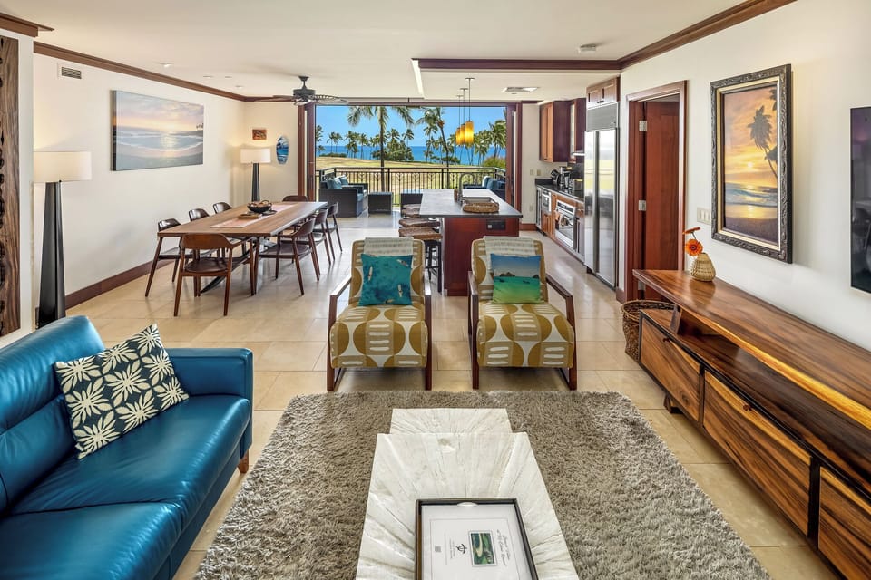 Breathtaking ocean view from entire living area