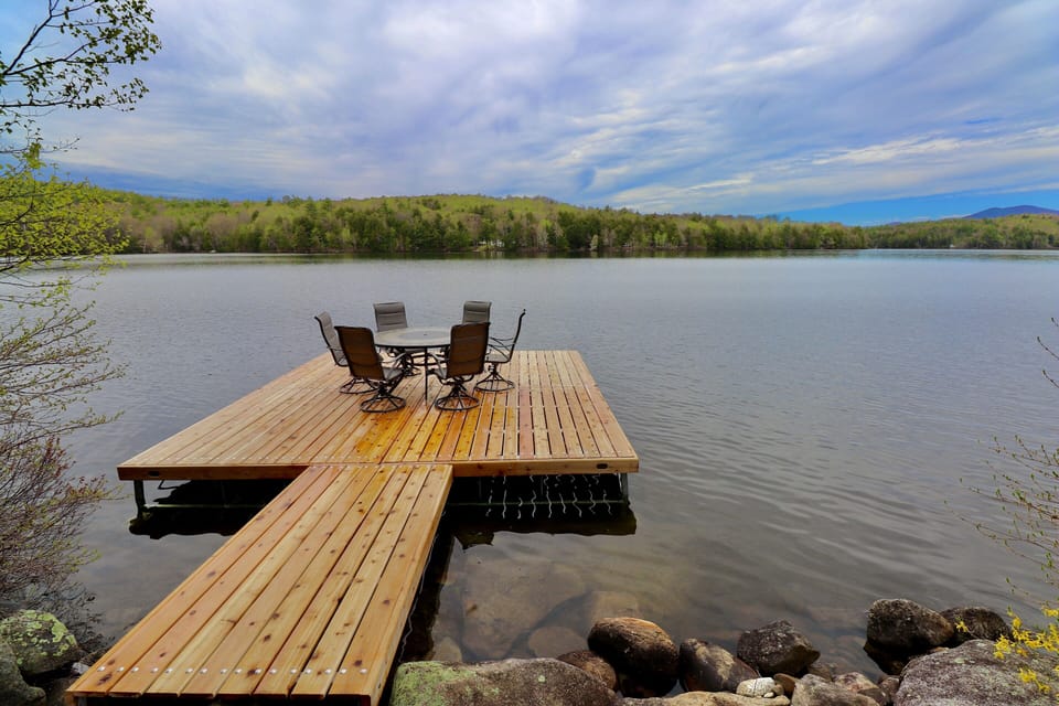 16 x 16 aluminum dock, cedar boards. Installed in 2020. 