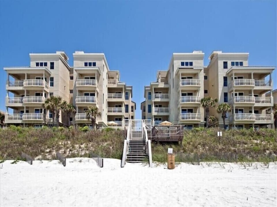 GRANDVIEW UNITS
