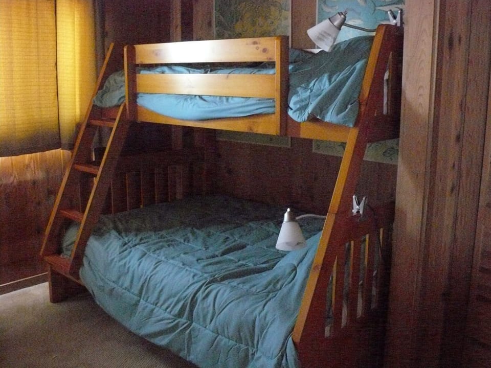 bunk bed in second bedroom