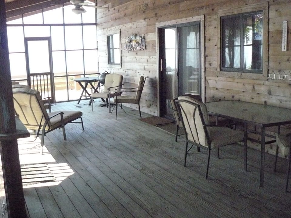screened porch view looking south