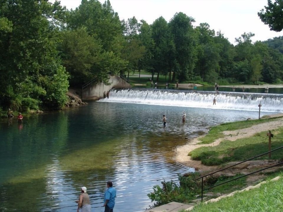 Fishing on the Niangua River