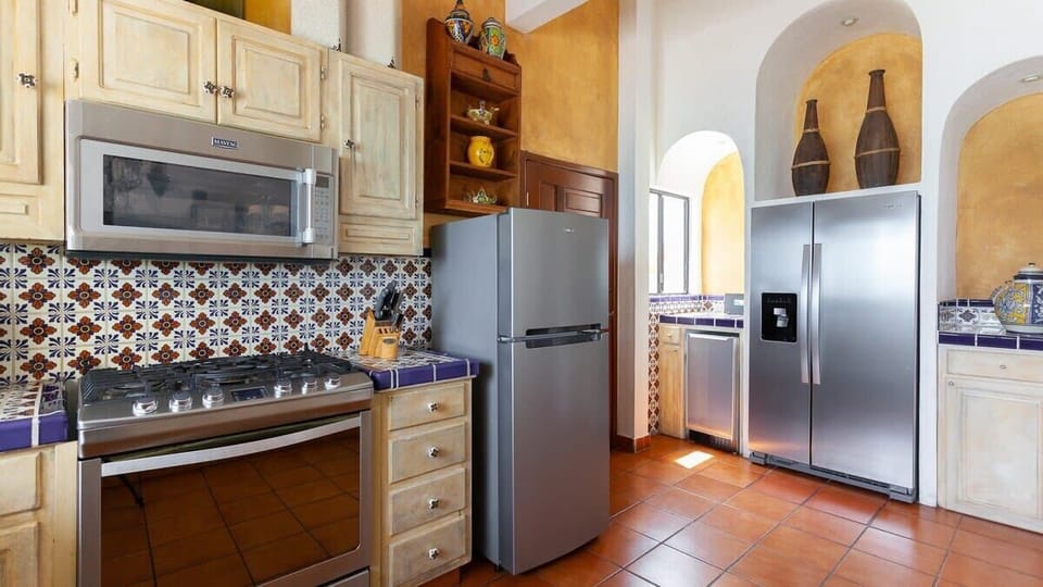 Villa Pacifica - Kitchen