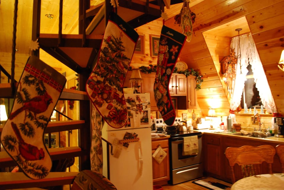 Fully appointed kitchen!
