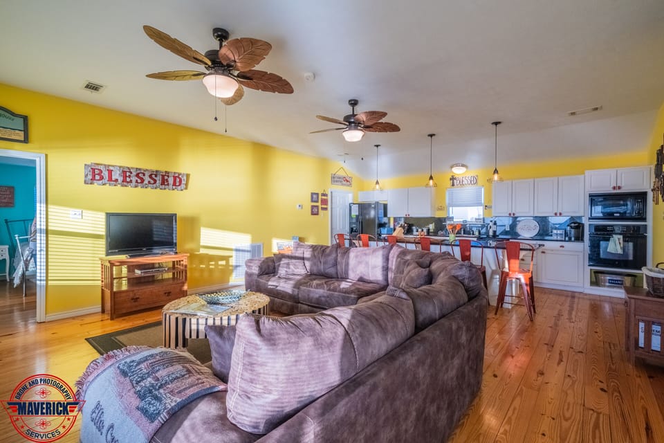 Alternate view of open living space.