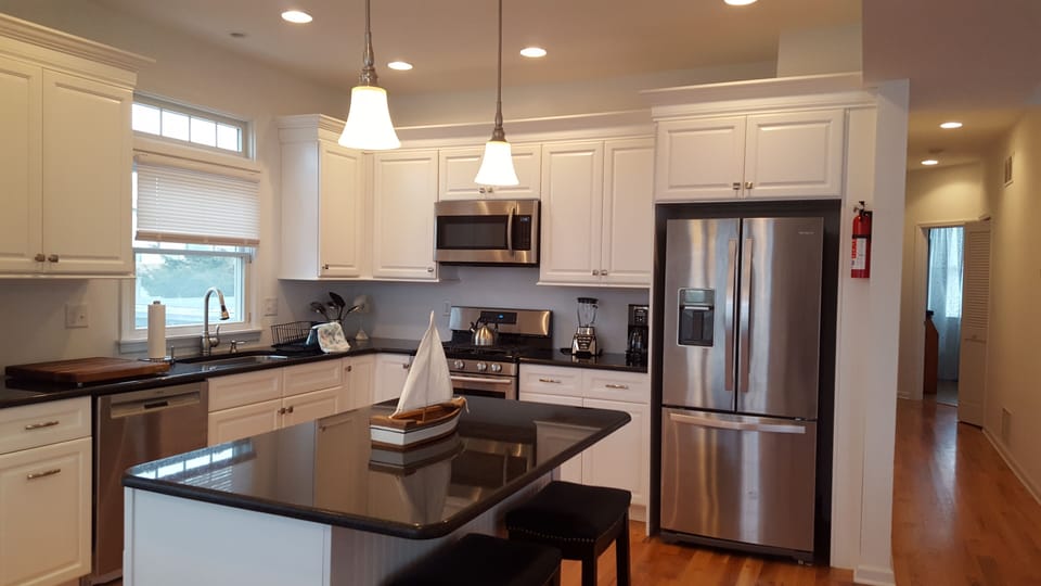 Kitchen with Island 