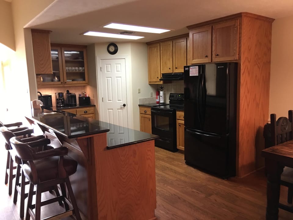Kitchen with Dining bar