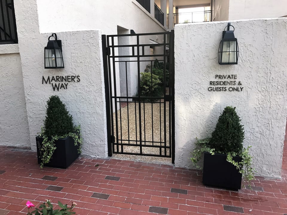 Mariner's Way, a private oasis in the heart of Harbour Town, welcomes you!