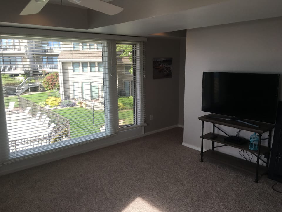 2nd Floor Living Room