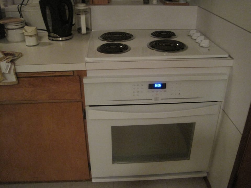 Electric convection range.