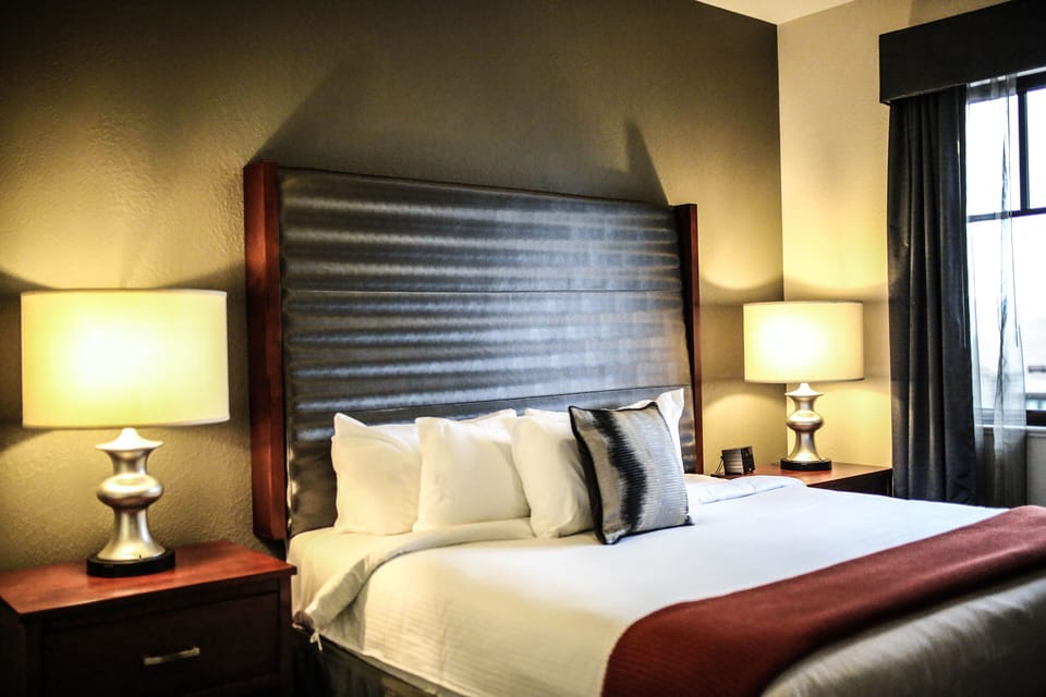 Deluxe Master Bedroom