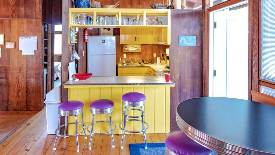 Breakfast Bar