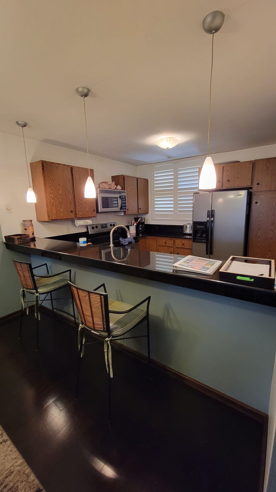 breakfast counter /kitchen