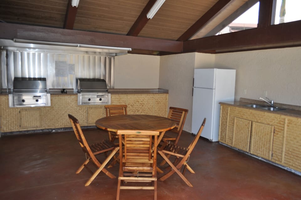 Cabana barbecue area