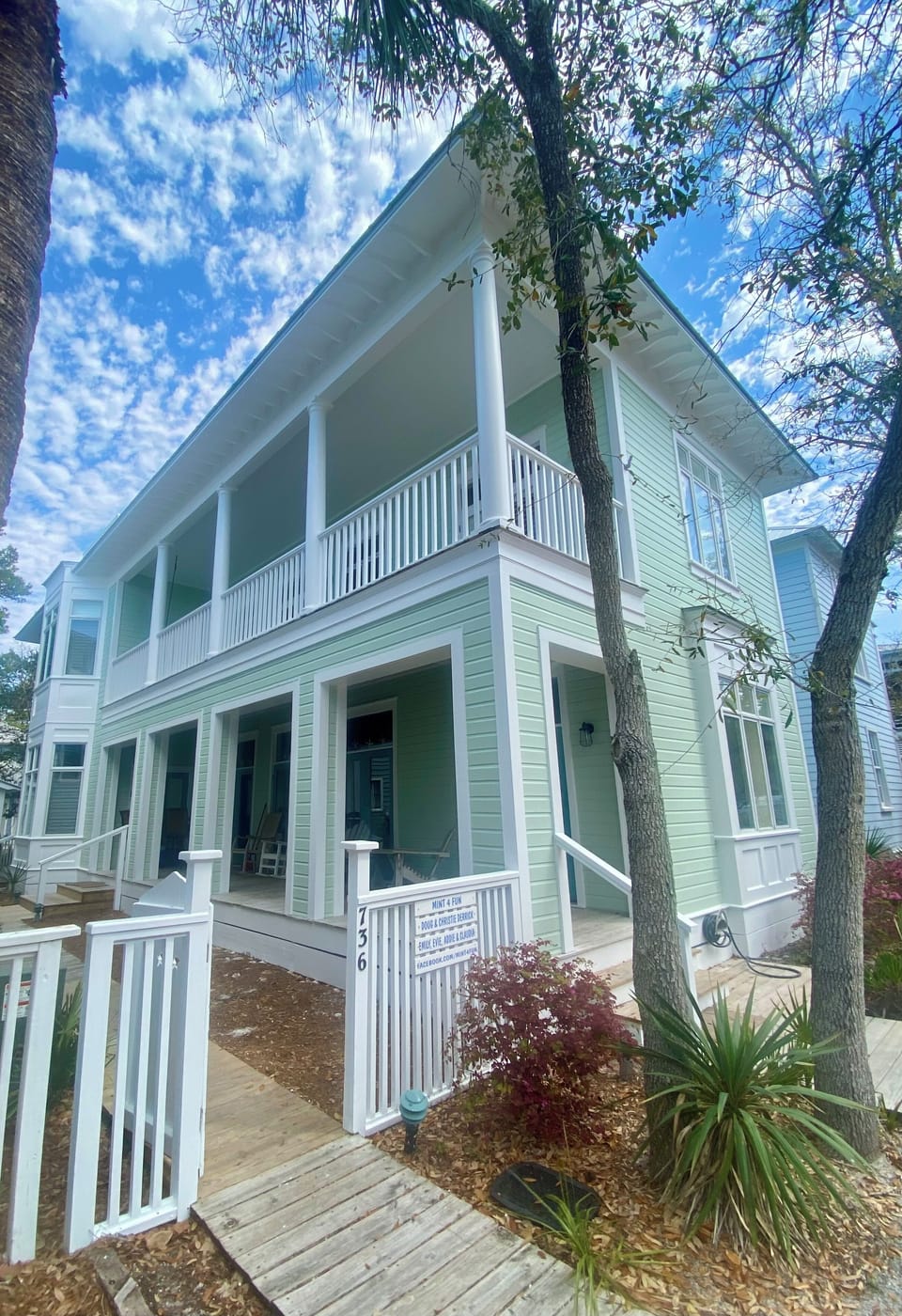 Mint 4 Fun sleeps up to 12 and is steps away from the Main West pool