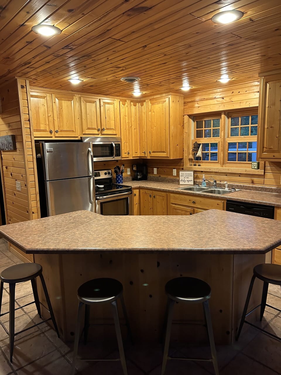Kitchen with large island 