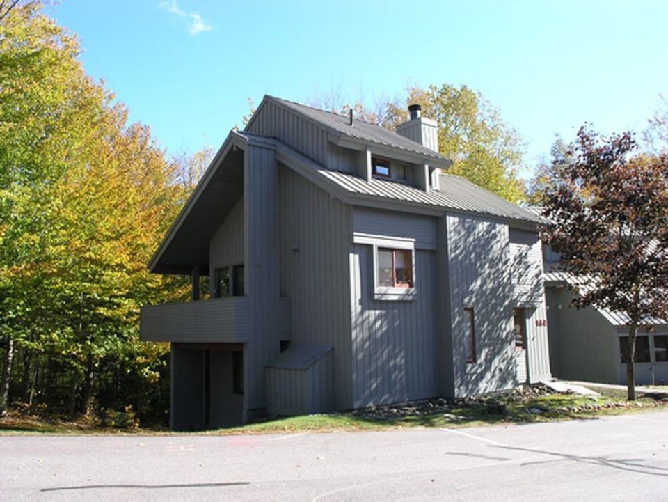 Front exterior of home.  Situated on a quiet cul-de-sac with little traffic
