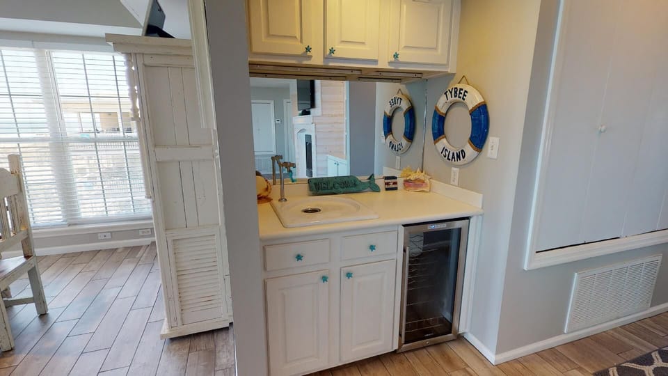 Wet Bar
