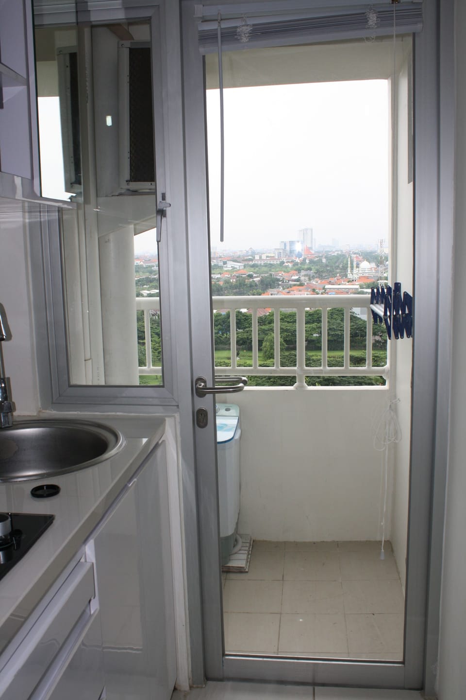 Well equipped, full facilities studio 