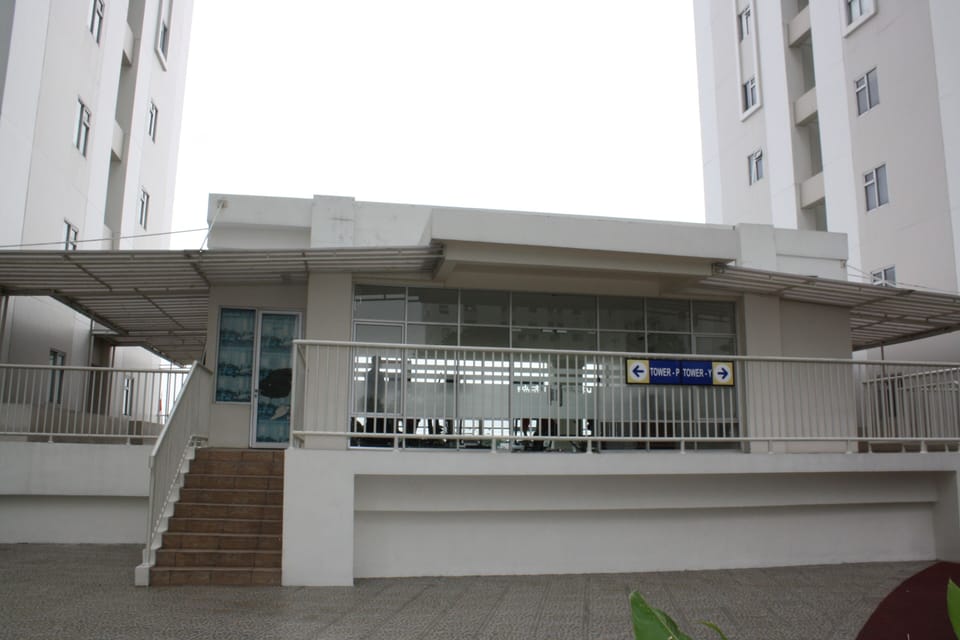Well equipped, full facilities studio 