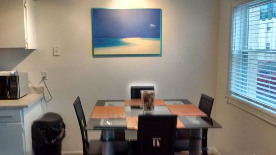 Light and airy dining area in comfortable updated condo!