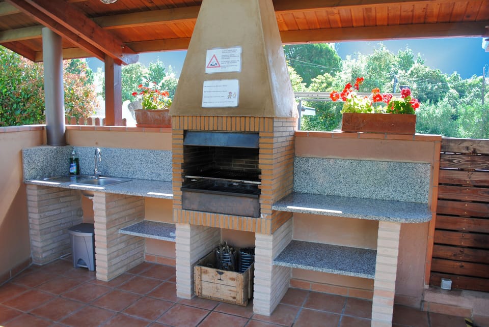 Nice and big BBQ with sink