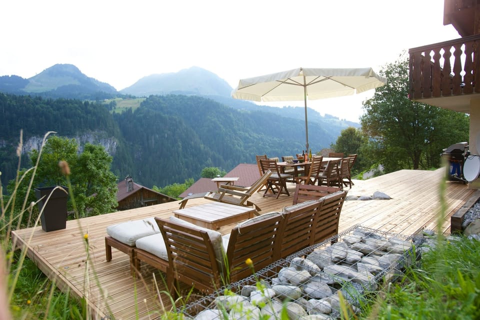 Breathtaking views across the Manigod Valley