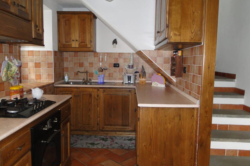 Well equipped kitchen