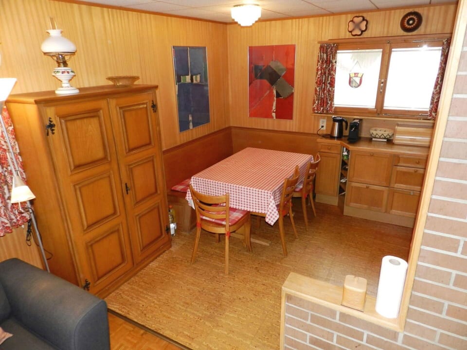 Property, Furniture, Table, Wood, Interior Design, Flooring, Floor, Chair, Building, Hardwood