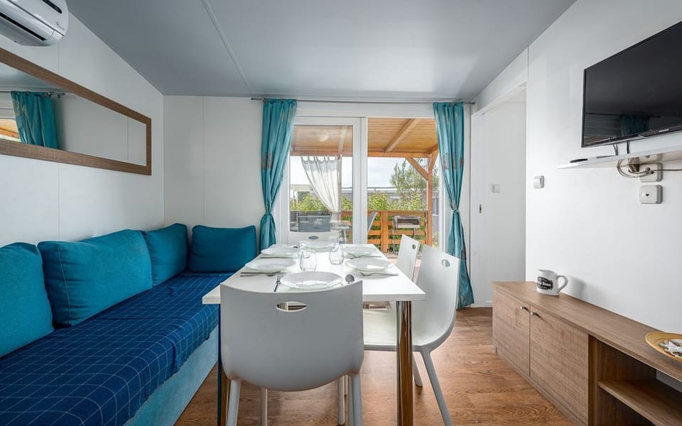 Kitchen, Living room