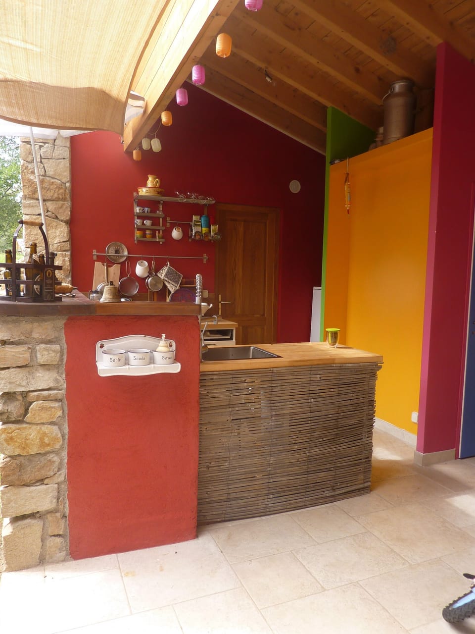 Summer kitchen (outdoor roofed kitchen)